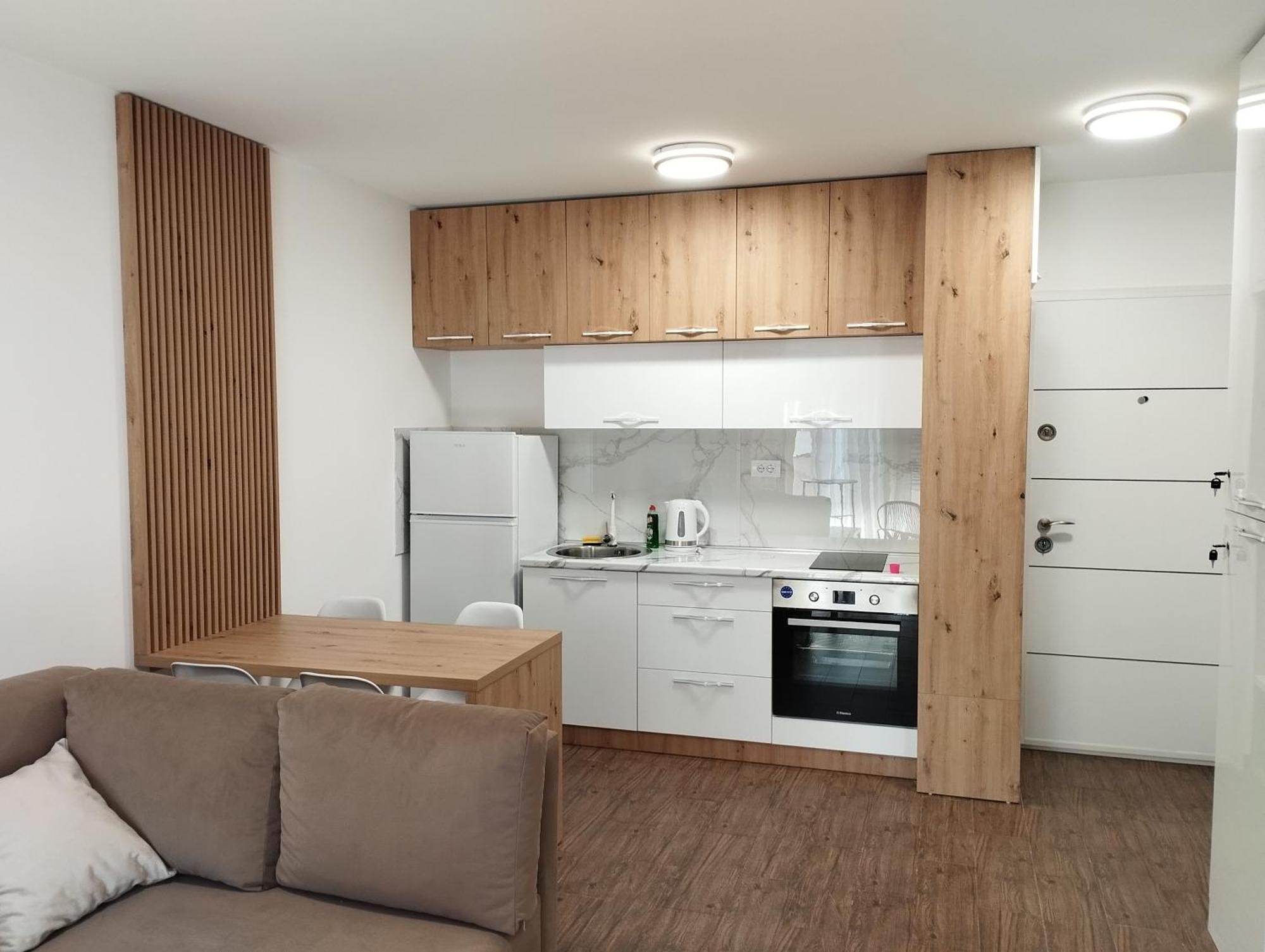 Apartment With Pool Veliko Gradiste Bagian luar foto